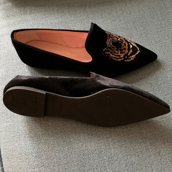 Pretty Ballerinas, black suede with tiger - Picture 3 of 3